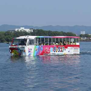 京都新聞企画事業株式会社 びわ湖水陸両用バスに乗車となばなの里イルミネーション